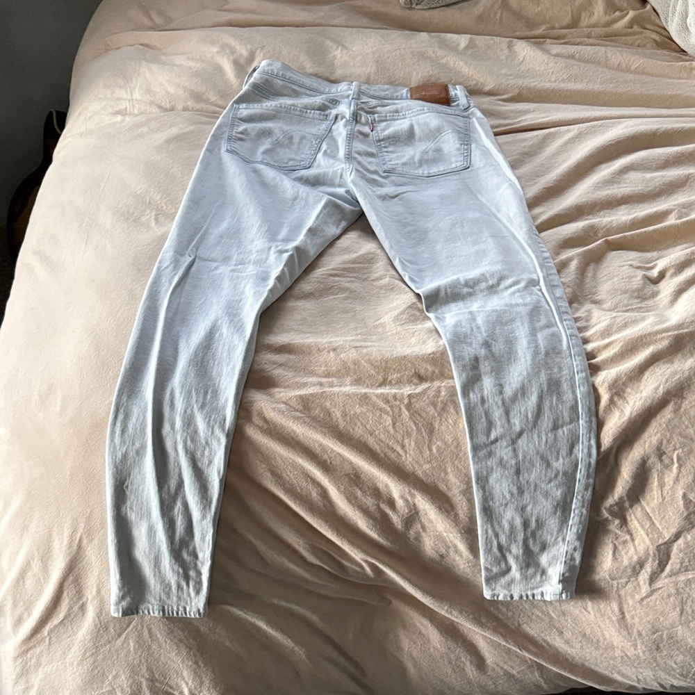 Levi’s Mile High Supper Skinny Light Wash Jeans - Picture 3 of 6
